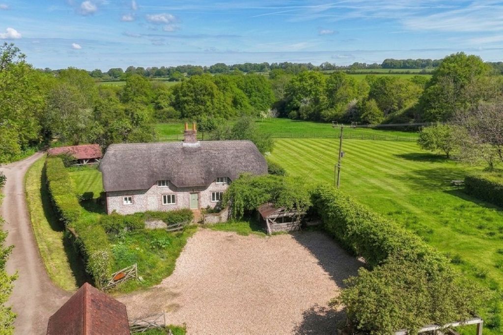Property photo 1 of 34