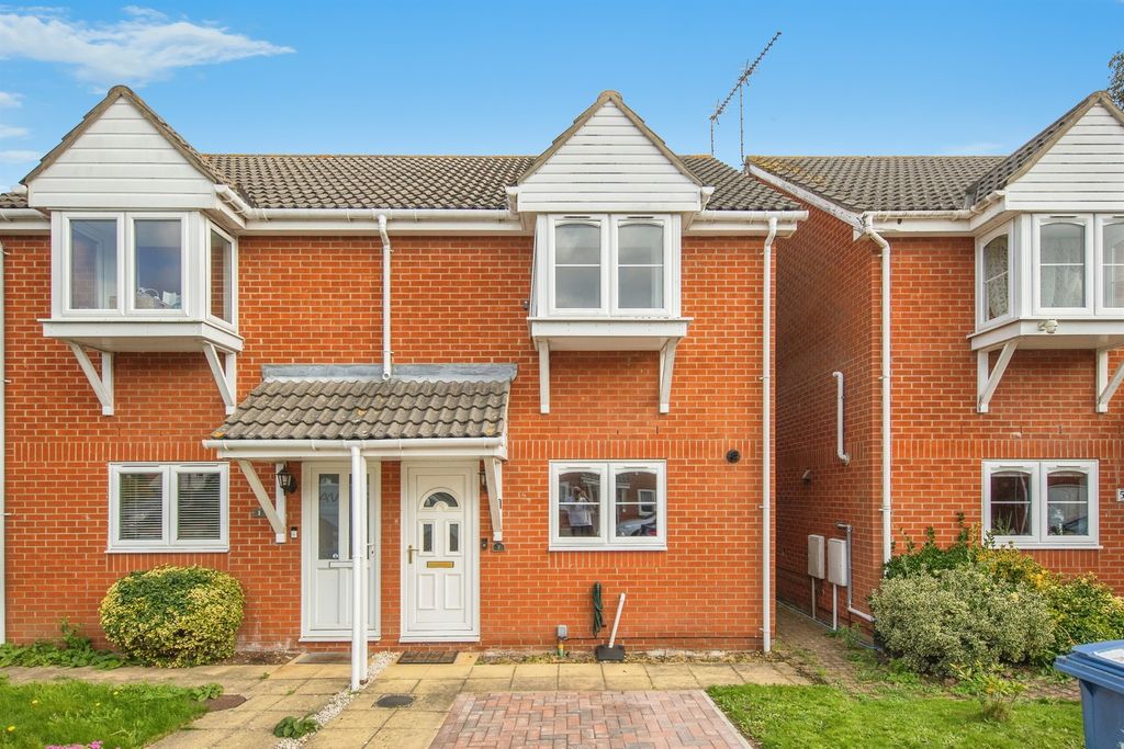 Property photo 1 of 15