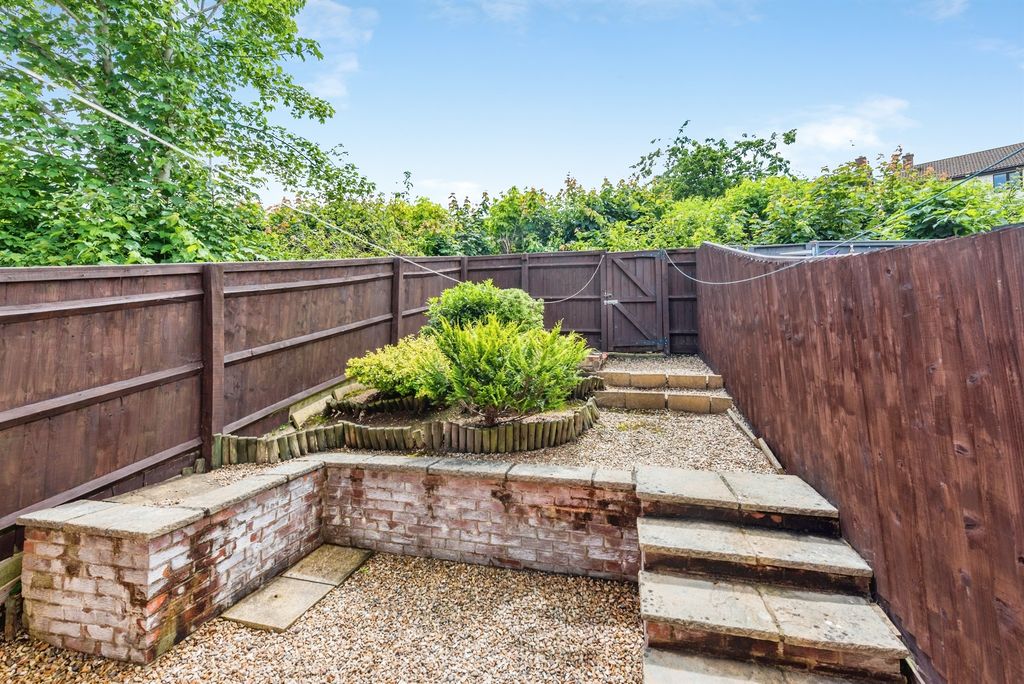 Property photo 3 of 10