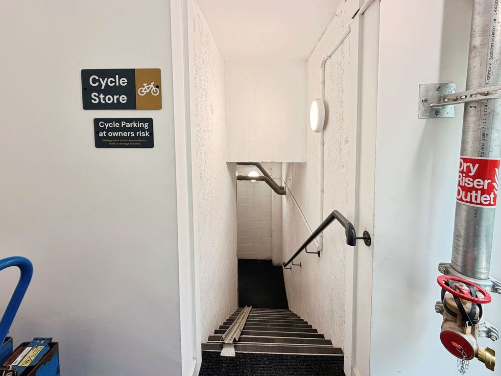 Additional image 12 of 2 bed flat to rent223 Guild House, Oundle Road, Peterborough PE2