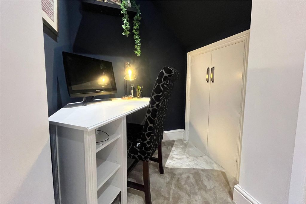 Property photo 2 of 10 Picture No. 04