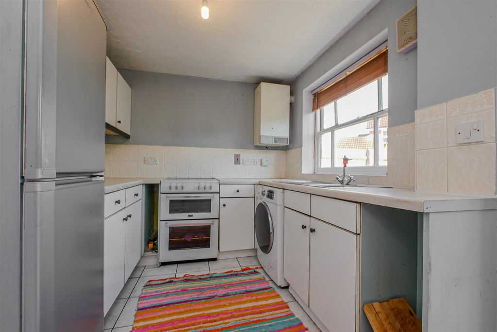 Additional image 7 of 2 bed end terrace house for saleColne Drive, Didcot OX11
