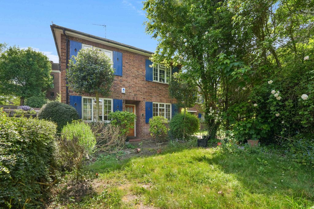 Property photo 3 of 13