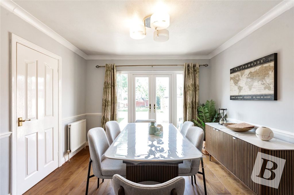 Property photo 3 of 12 Living/Dining Area
