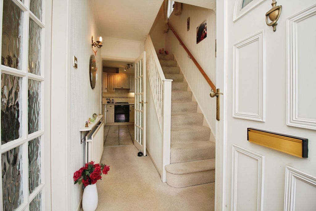 Property photo 2 of 26