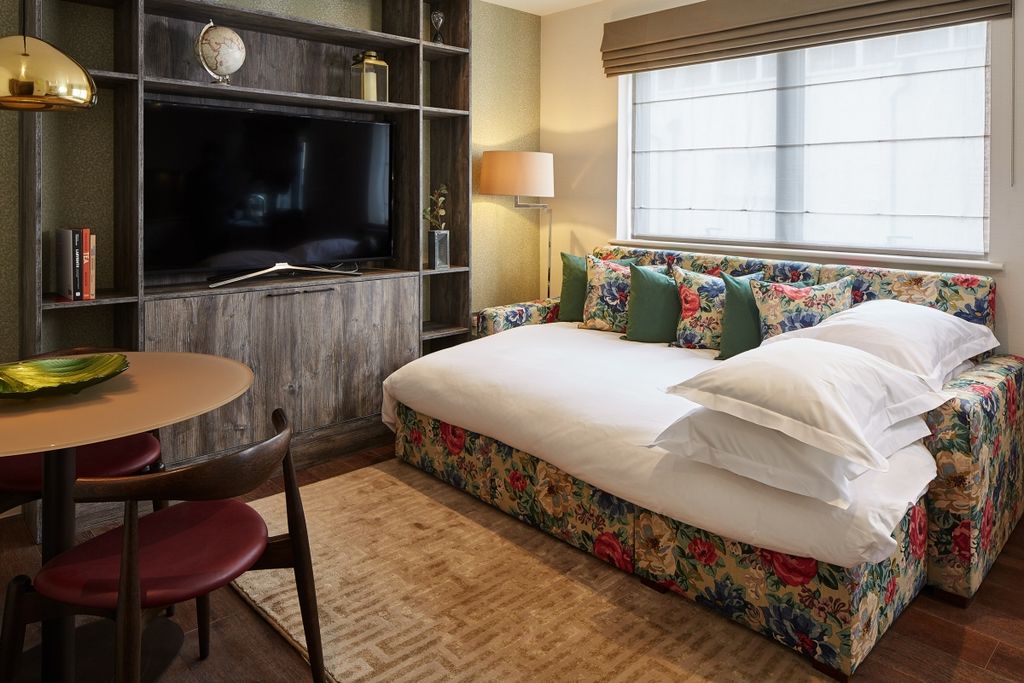 Property photo 2 of 7 Ck-Deluxeone-Sofabed