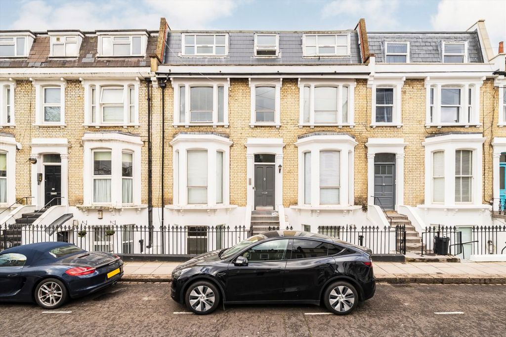 Property photo 1 of 4