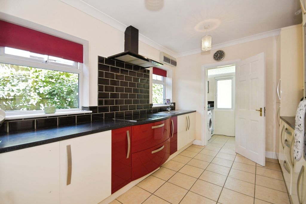 Property photo 2 of 17 Pbox-Img.Jpg