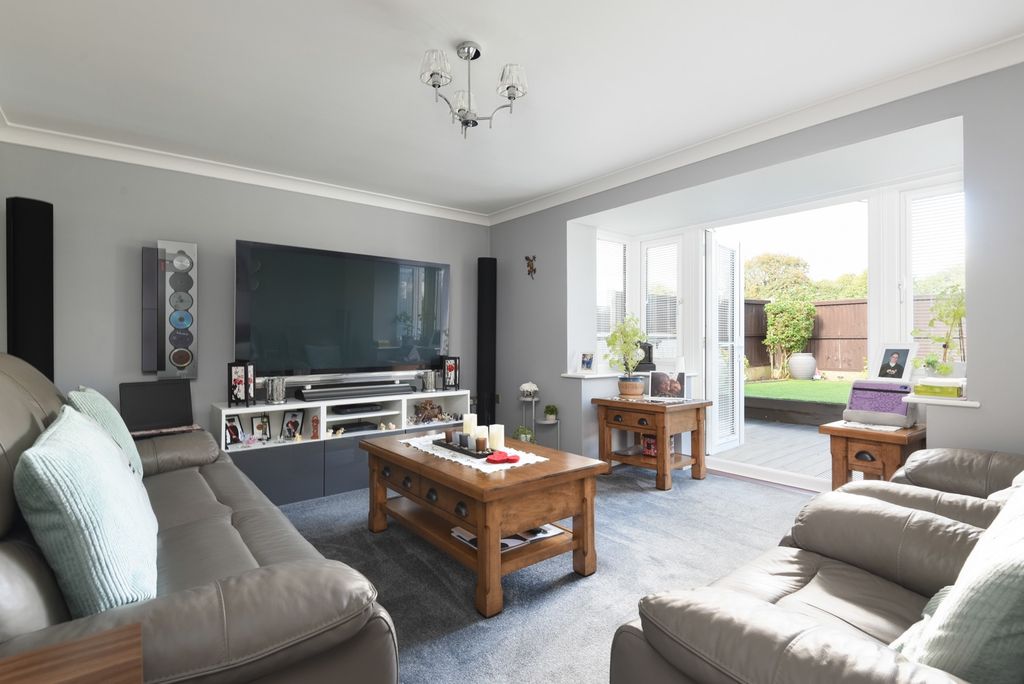 Property photo 3 of 22 5431429