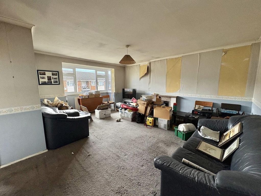 Property photo 1 of 8 0A466A36-7084-482c-ba76-E5c02818F439.Jpg