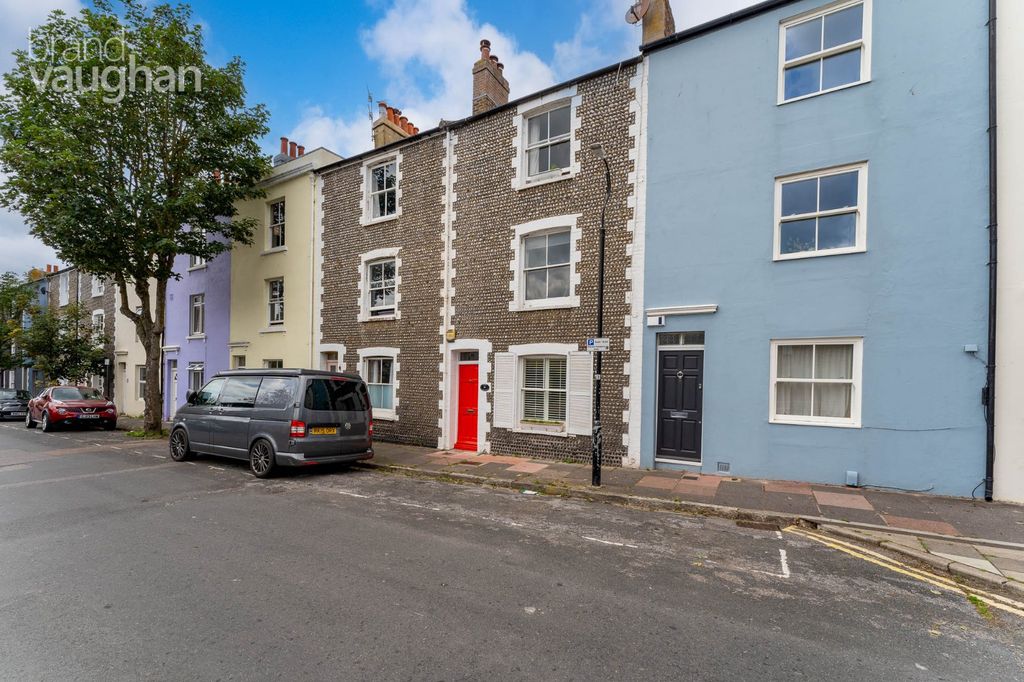 Property photo 1 of 24 Picture 1