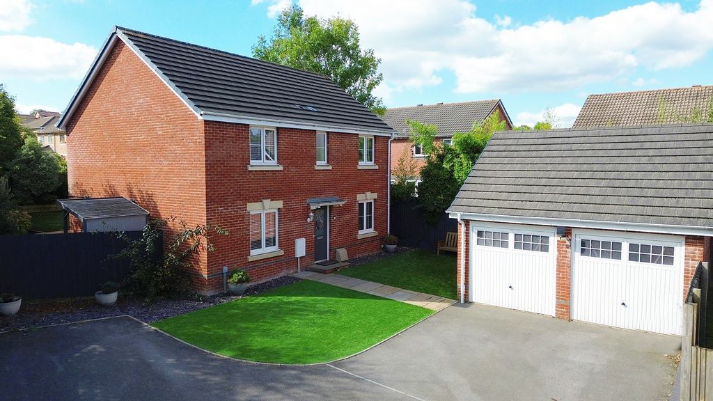 Property photo 1 of 37 Main Image