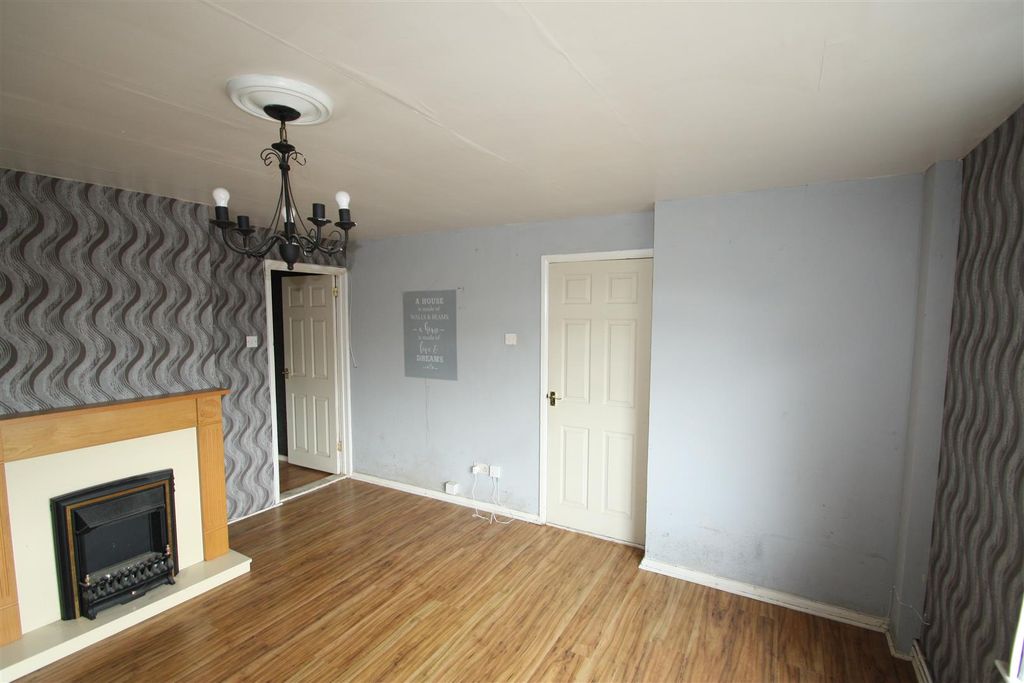 Property photo 3 of 13 Img_0102.Jpg