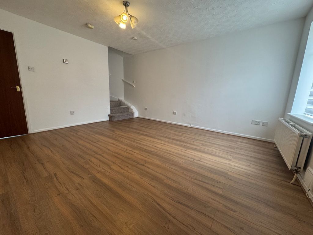 Property photo 2 of 6 Picture No. 02