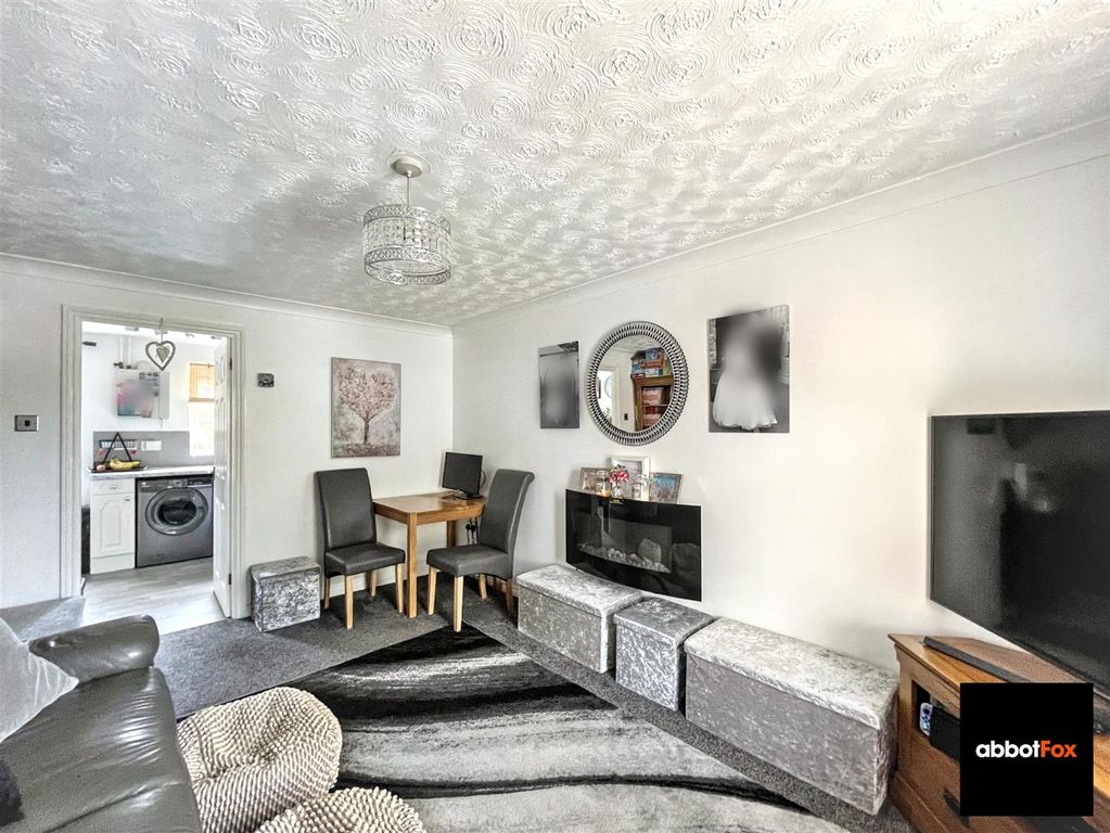 Property photo 2 of 12 Img_0331_Blurred.Jpg