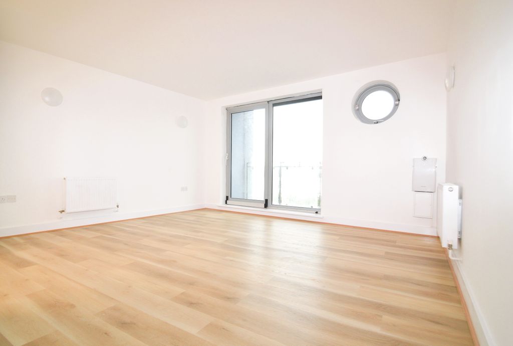 Property photo 2 of 8 Dsc_0288