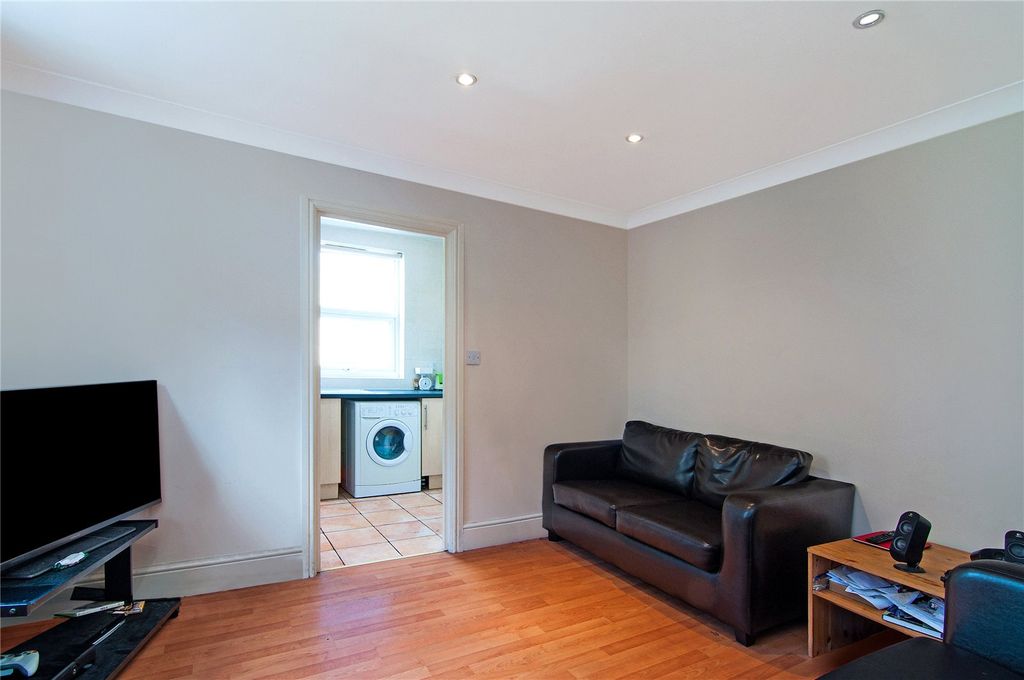 Property photo 2 of 7 Picture No. 03