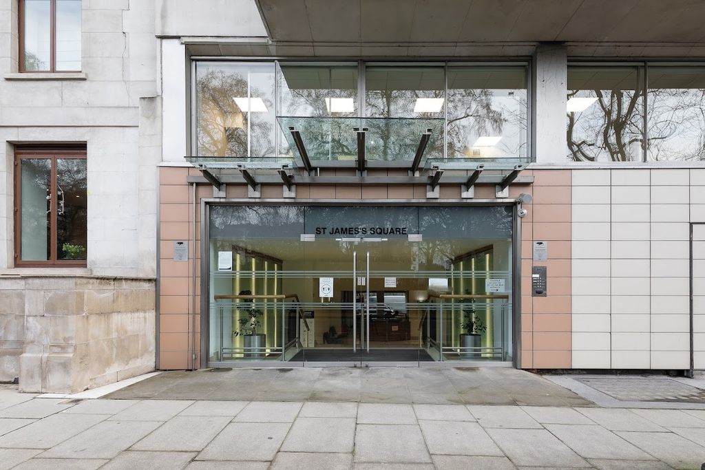 Property photo 1 of 7