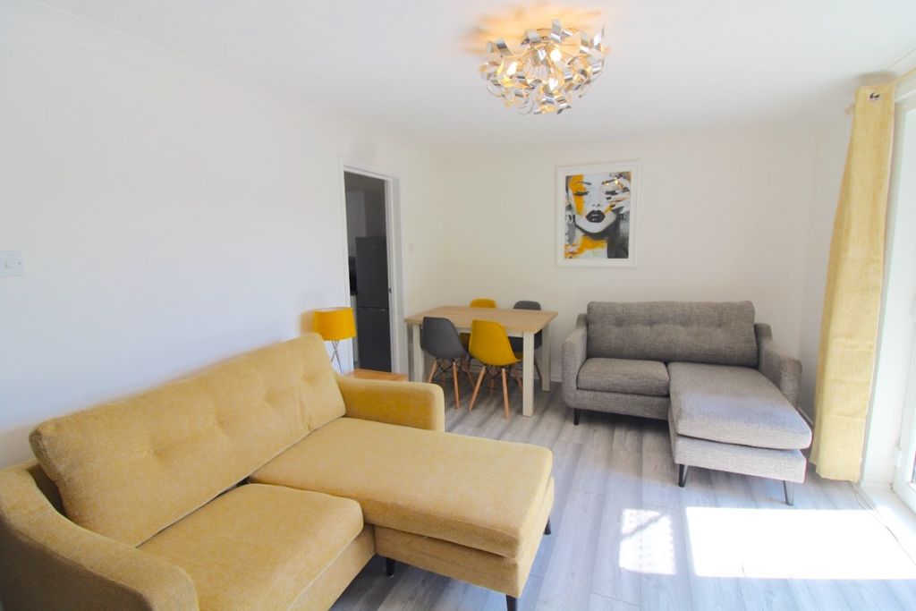 Property photo 3 of 26