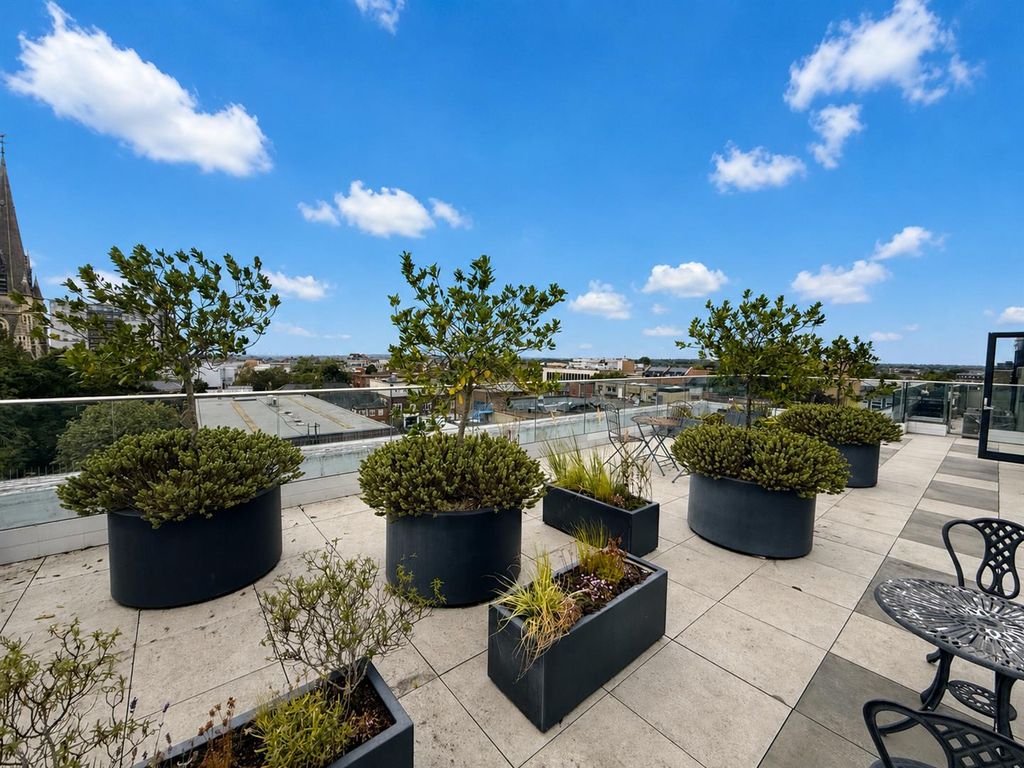 Property photo 2 of 9 Terrace.Png