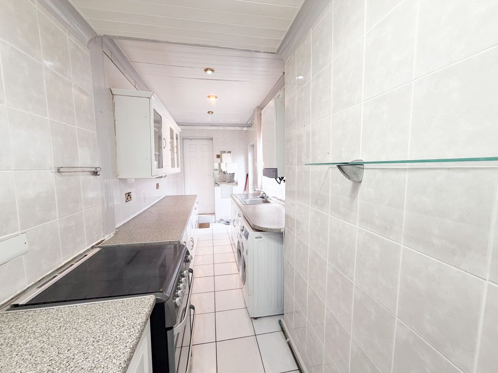 Property photo 3 of 14 Img_6105