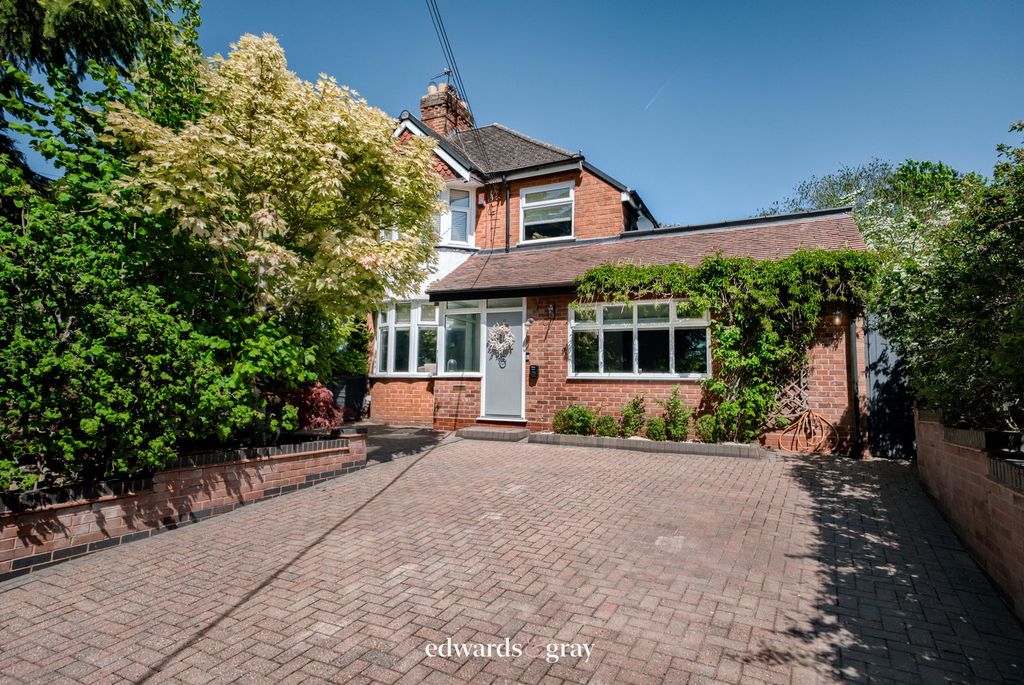 Property photo 1 of 28