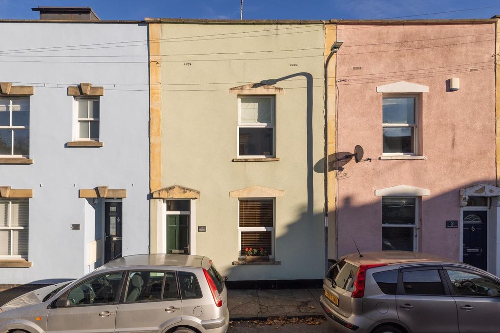 Property photo 2 of 29 Char9638.Jpg