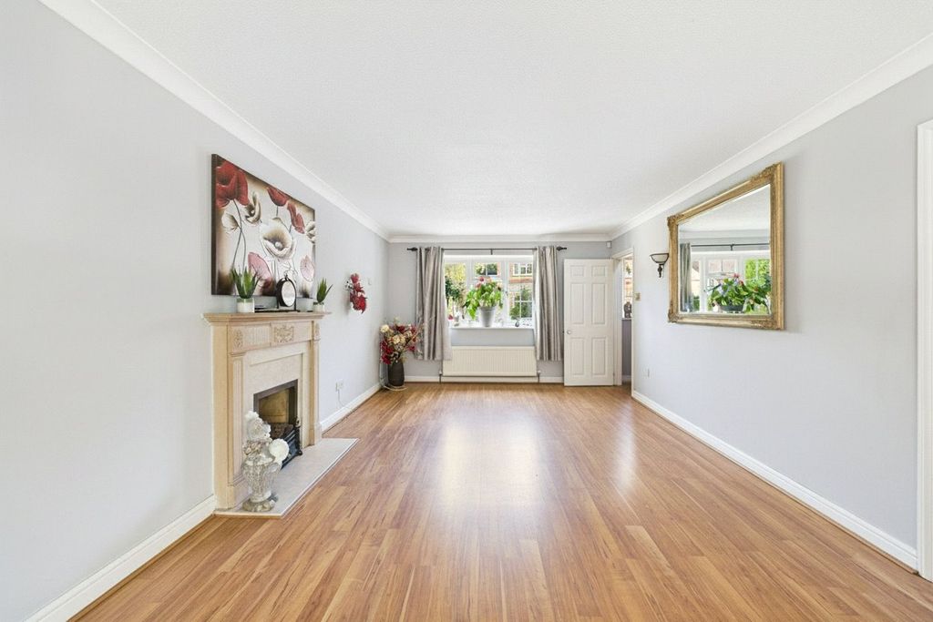 Property photo 2 of 14 Picture No. 36