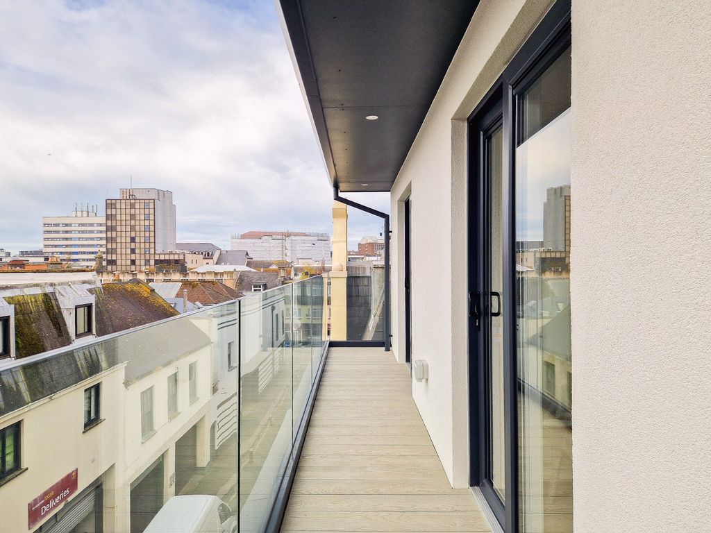 Additional image 15 of 2 bed flat for sale6 Crahamel House, St Helier JE2