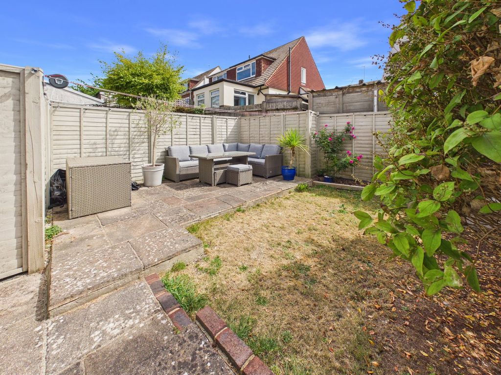 Property photo 3 of 12