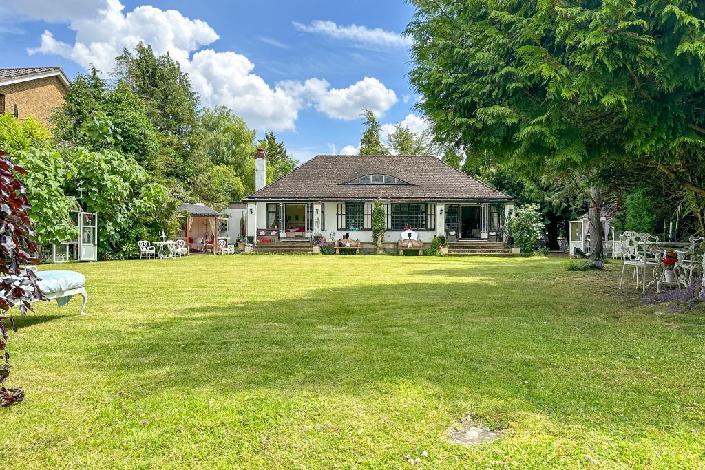 Property photo 1 of 20