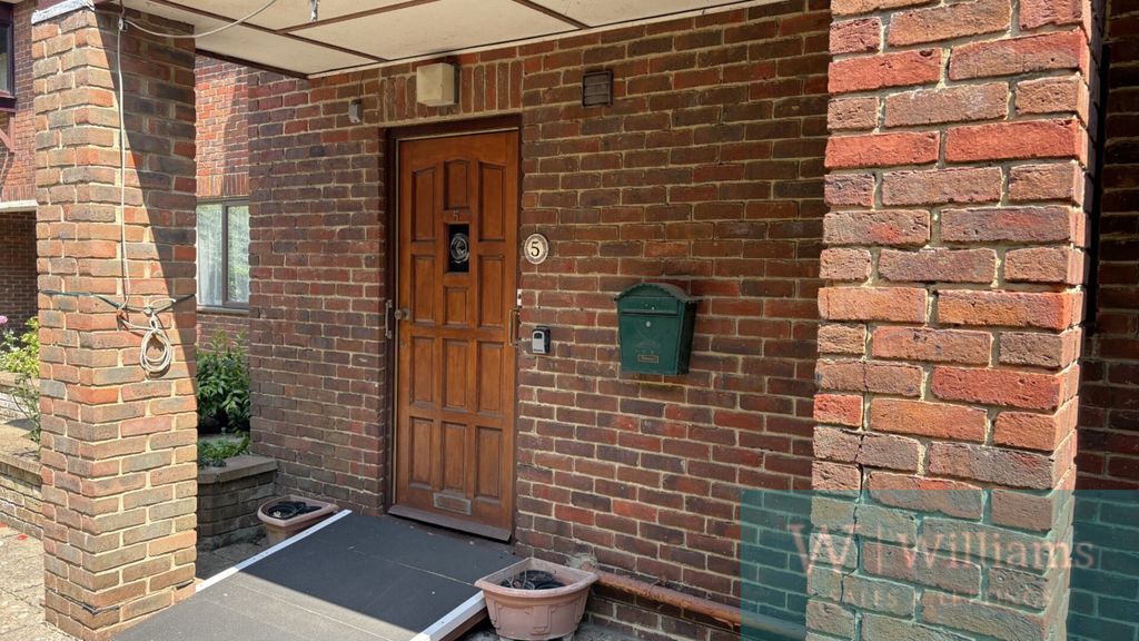 Property photo 2 of 10 Front Entrance