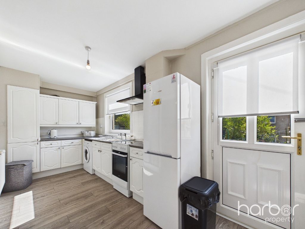 Property photo 3 of 15 5436124