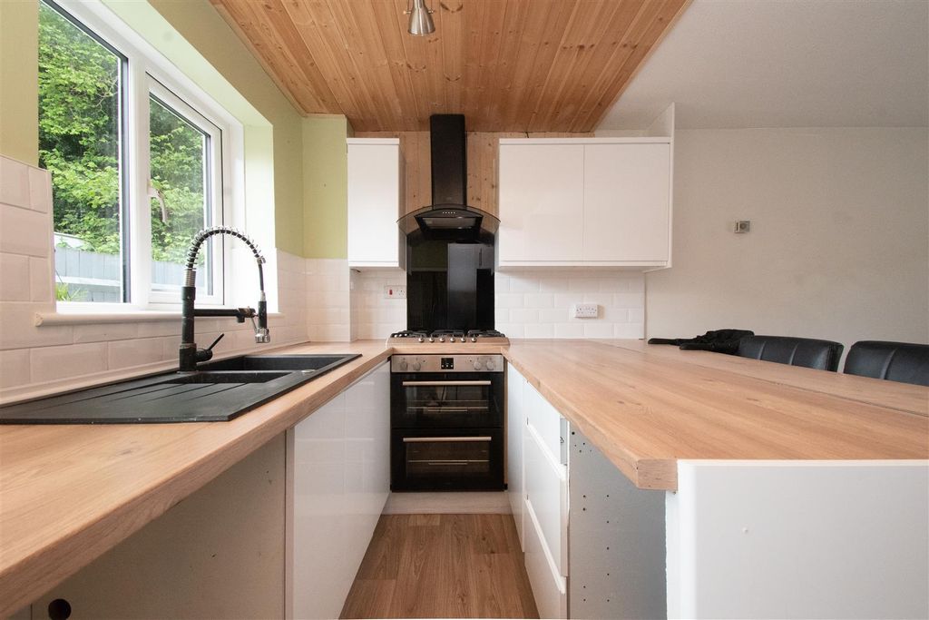Property photo 3 of 18 Open Plan Living Space