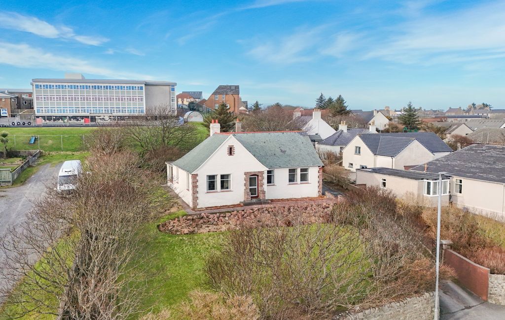 Property photo 1 of 50