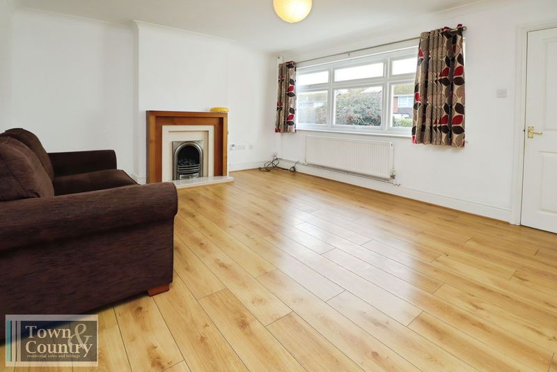 Property photo 2 of 18 Photo 7