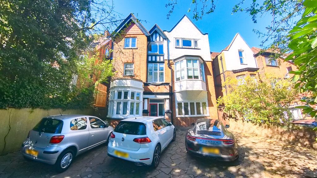 Property photo 3 of 14