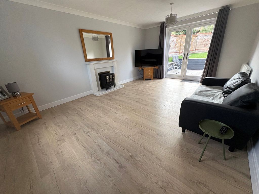 Property photo 3 of 31 Picture No. 03