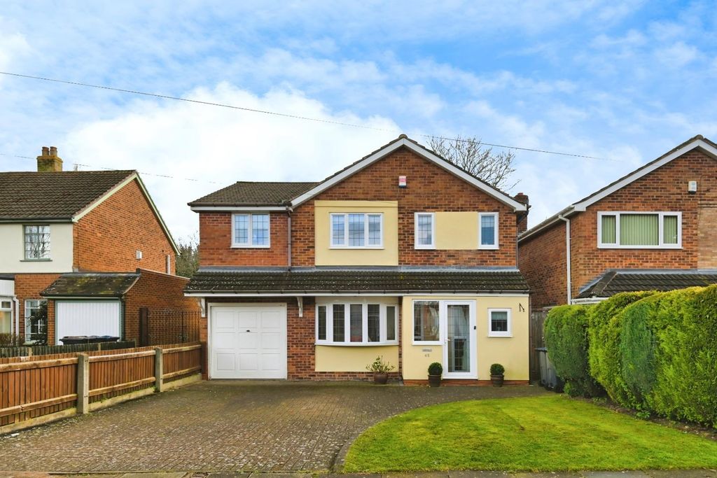 Property photo 1 of 20 45Silvermeads22.Jpg