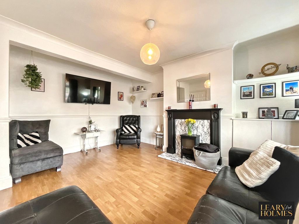 Property photo 2 of 24