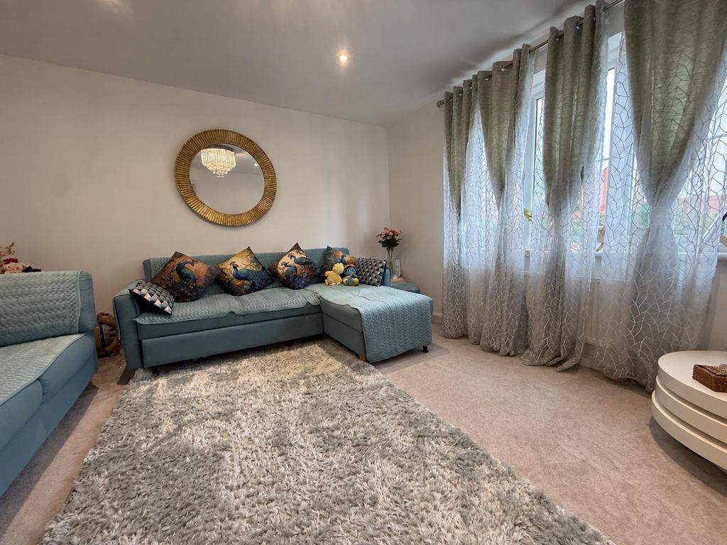 Property photo 2 of 14 4.Png