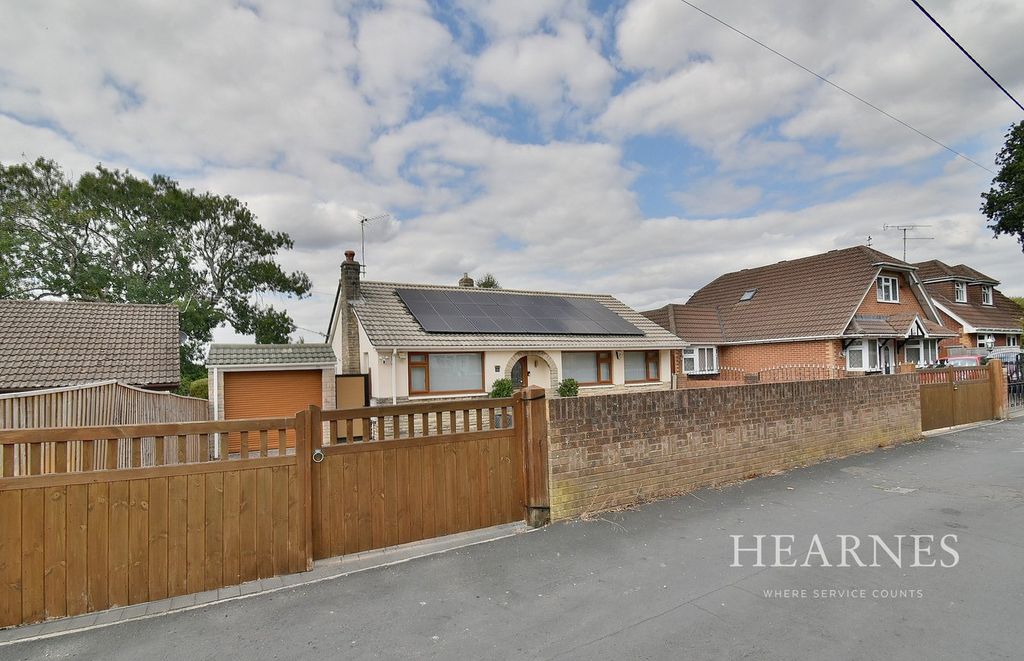 Property photo 1 of 16