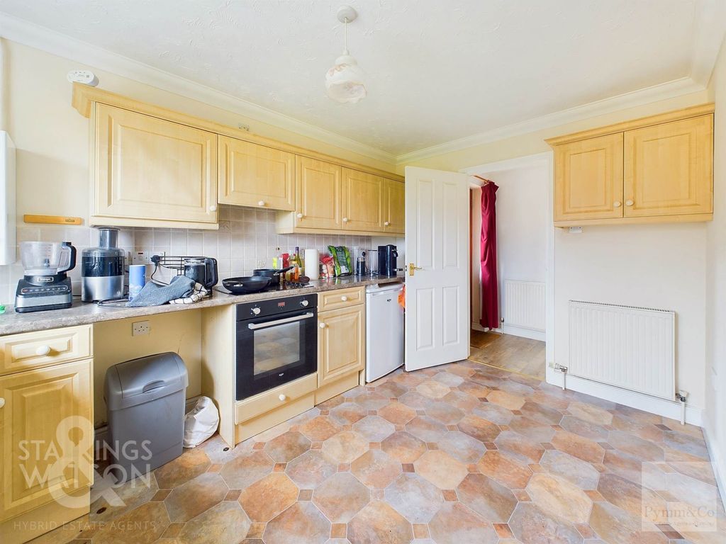 Property photo 3 of 14