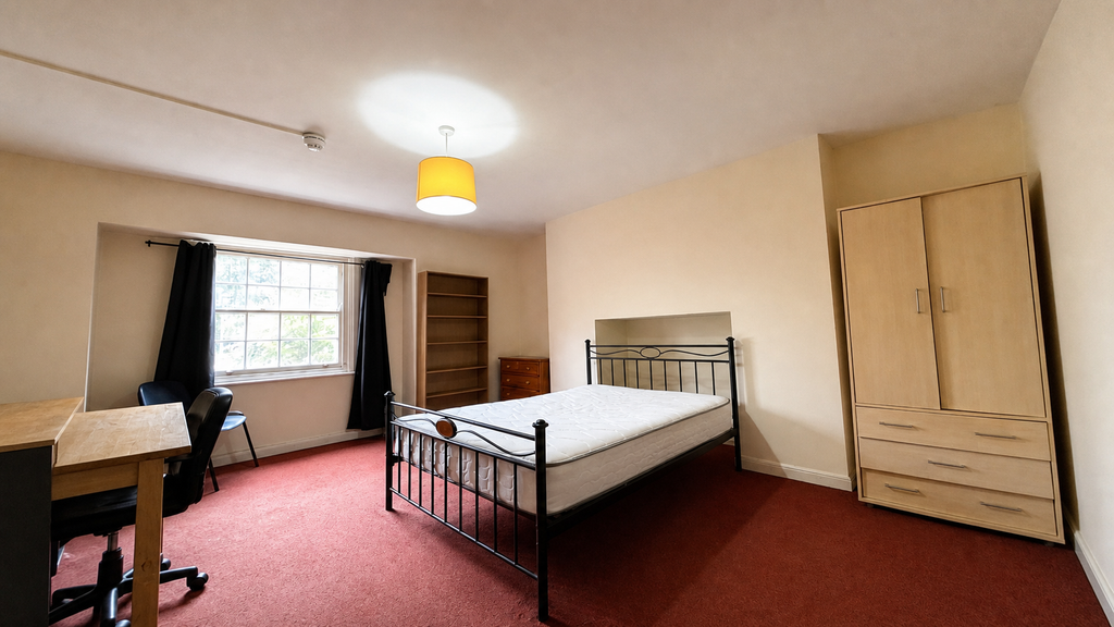 Property photo 2 of 9 Bedroom 1