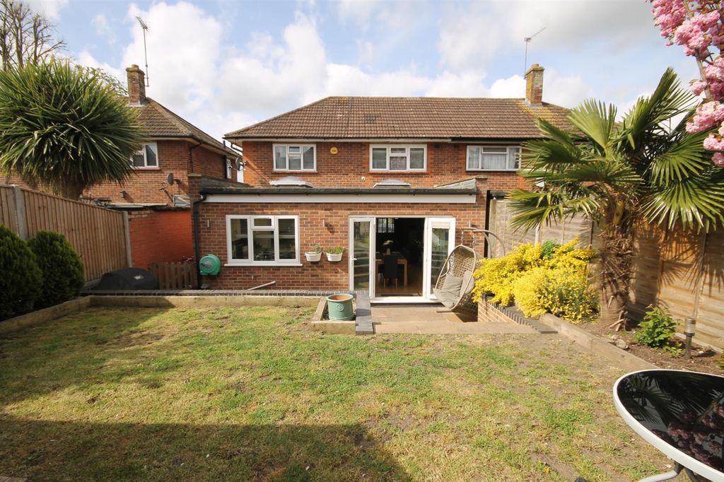 Property photo 1 of 14 .Gardenrear.Jpg