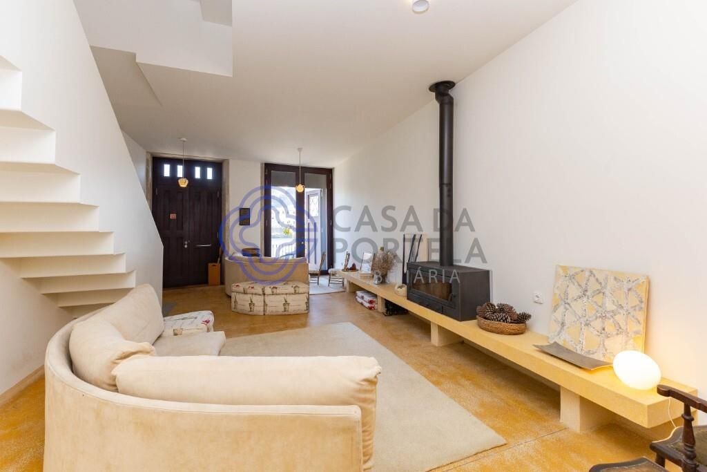 Property photo 3 of 31