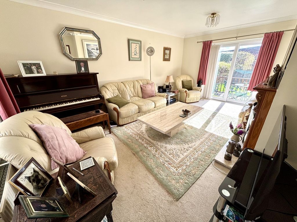 Property photo 2 of 25 Photo 2