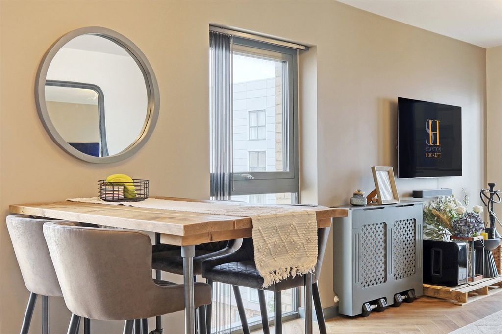 Property photo 3 of 13 Picture No. 25