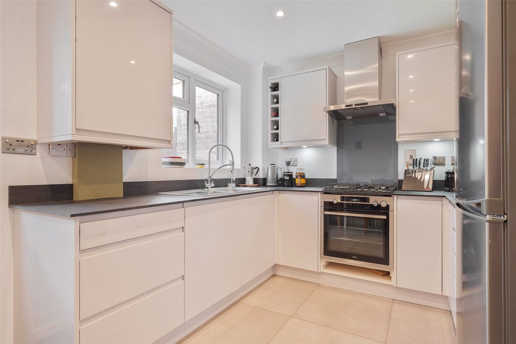 Property photo 2 of 13 Picture No. 09