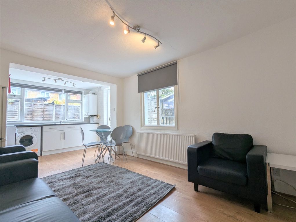 Property photo 3 of 9 Picture No. 18